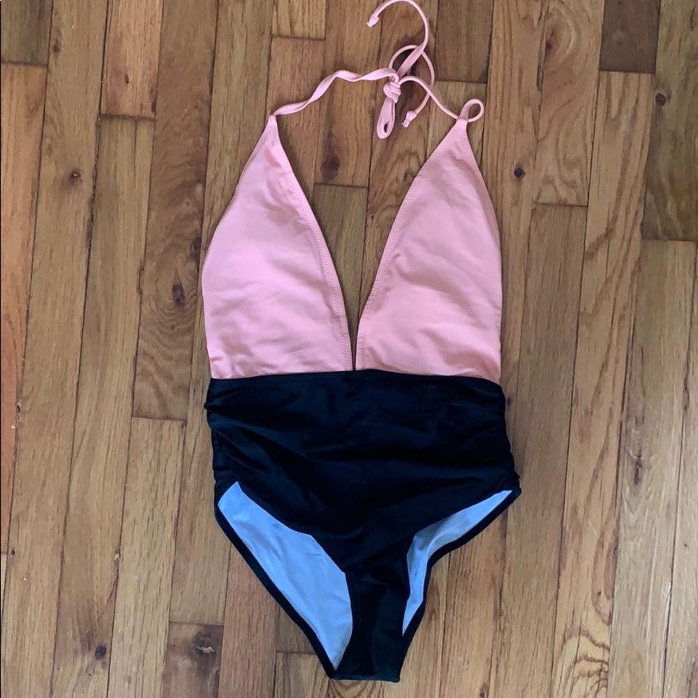Cupshe two Tone one piece